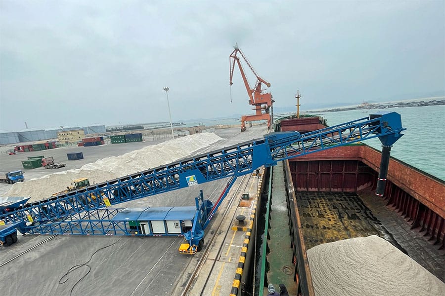 ship loader