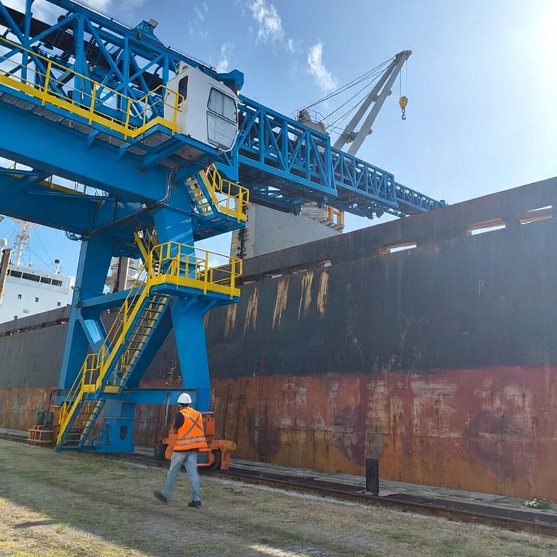 Travelling Rail Mounted Shiploader System
